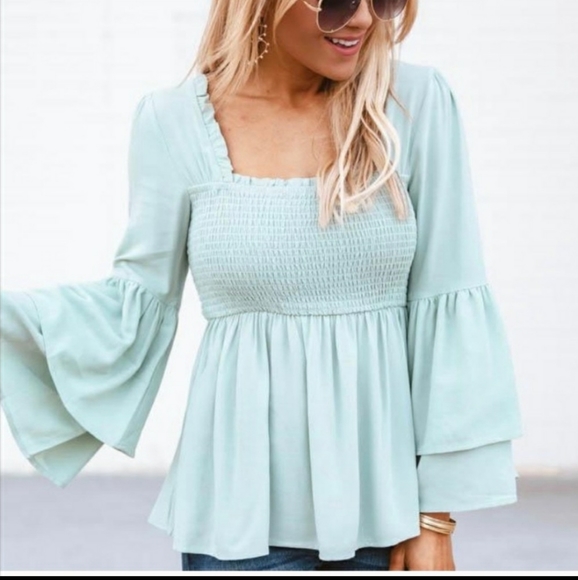 Pink Lily Tops - Mint Green top